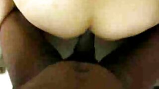 ஆபாச நடிப்பில் பெண்