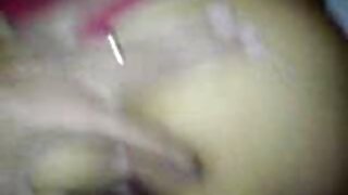 பேன்டிஹோஸில் மோர்கன் ...