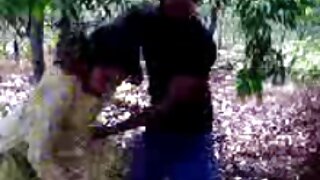 சிவப்பு உள்ளாடையில்  ...