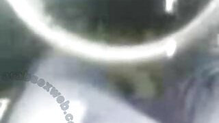 ஒரு குஞ்சுவை மிருதுவ ...